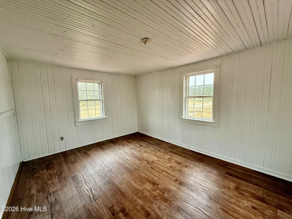 4549 Loop Road Scranton, NC 27875