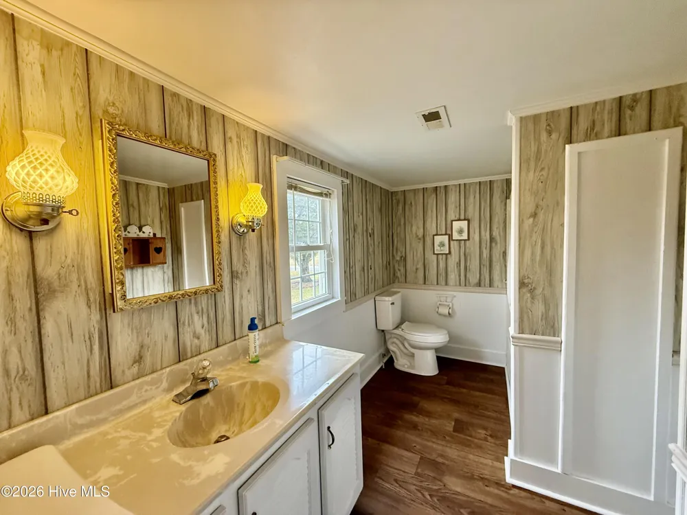 4549 Loop Road Scranton, NC 27875
