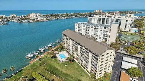 650 ISLAND WAY #708