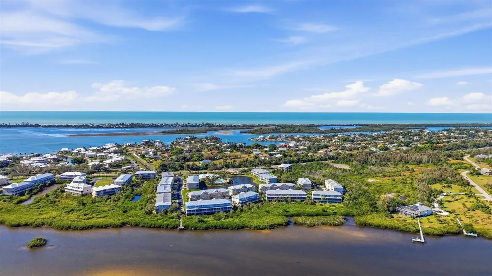 10311 LANDS END CIRCLE #13 Placida, FL 33946