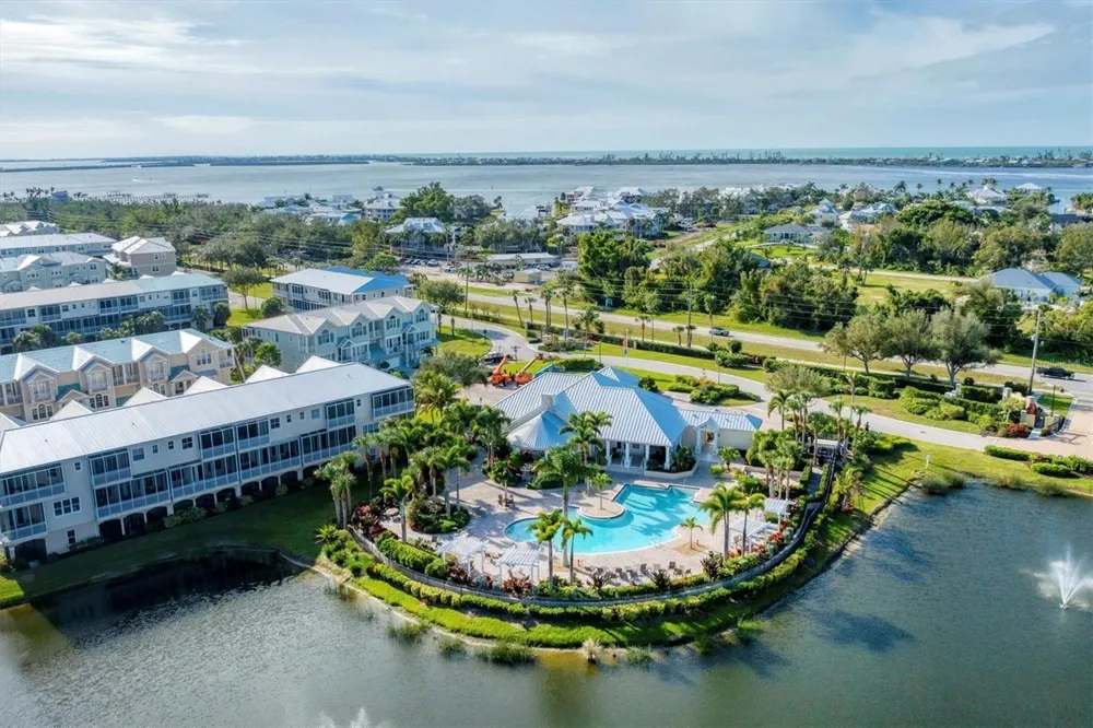 10311 LANDS END CIRCLE #13 Placida, FL 33946