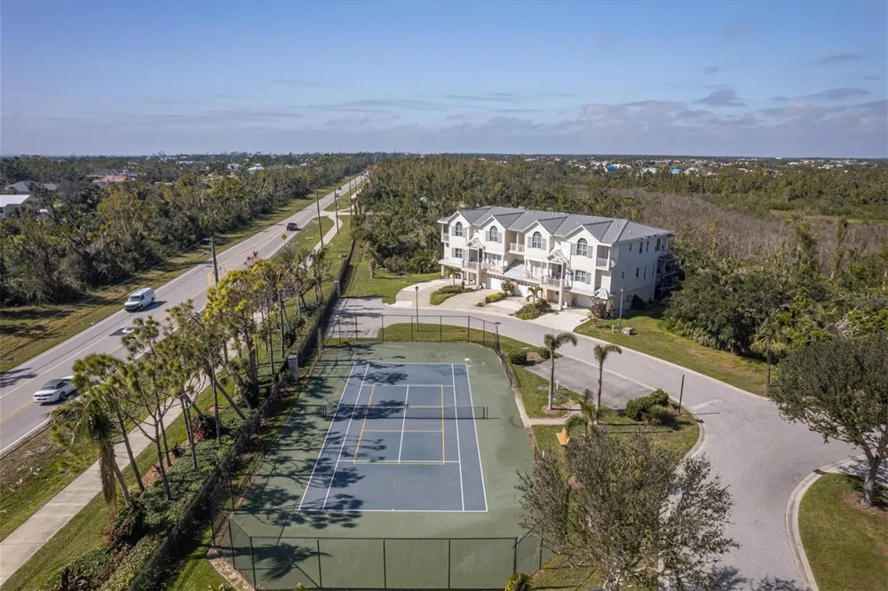 10311 LANDS END CIRCLE #13 Placida, FL 33946