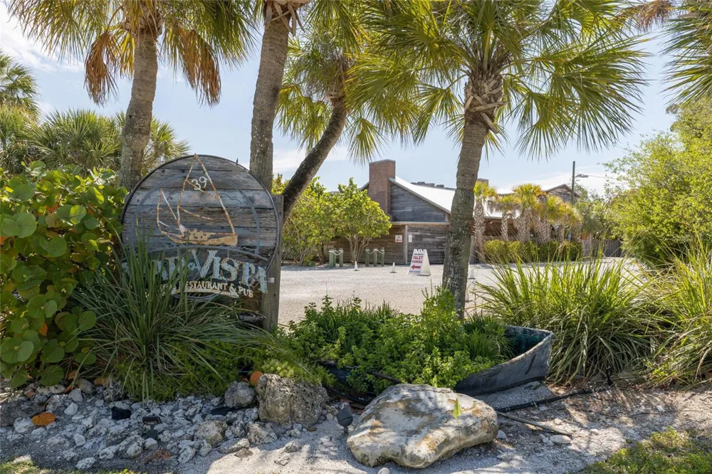 6500 GULFSIDE ROAD Longboat Key, FL 34228