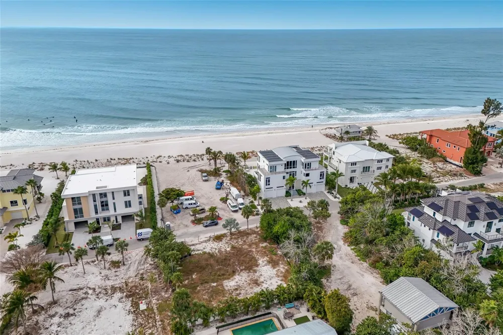 6500 GULFSIDE ROAD Longboat Key, FL 34228