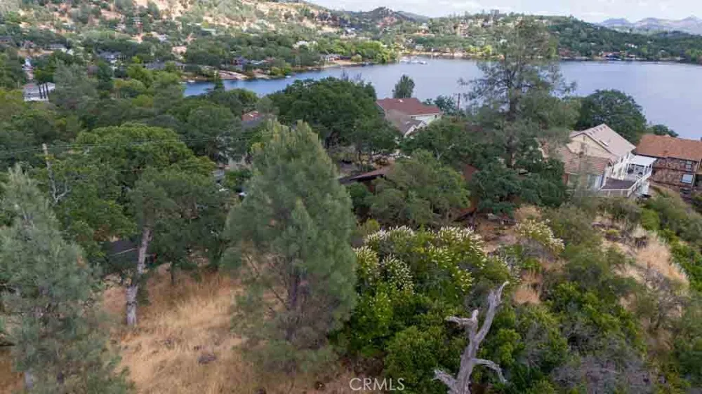 18337 North Shore Drive Hidden Valley Lake, CA 95467
