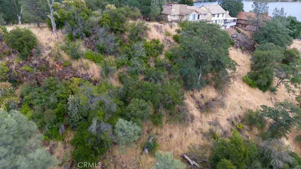 18337 North Shore Drive Hidden Valley Lake, CA 95467