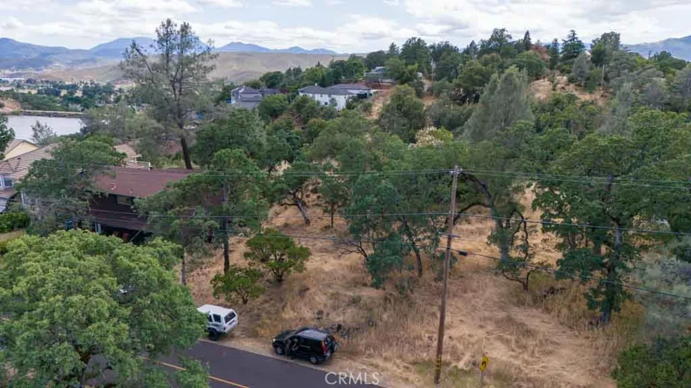 18337 North Shore Drive Hidden Valley Lake, CA 95467