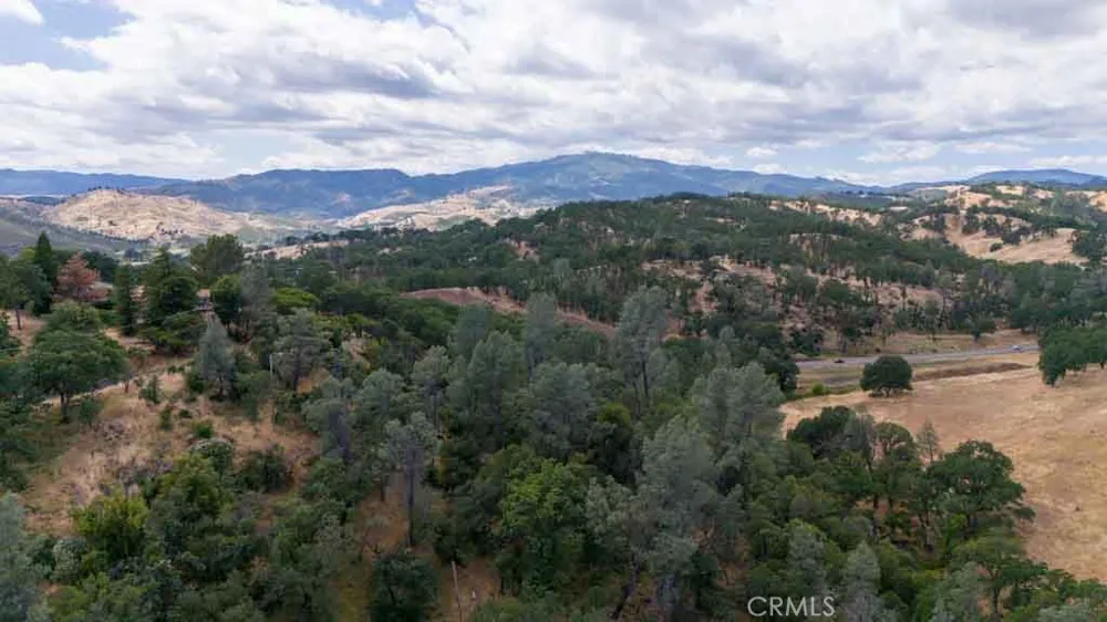 18337 North Shore Drive Hidden Valley Lake, CA 95467