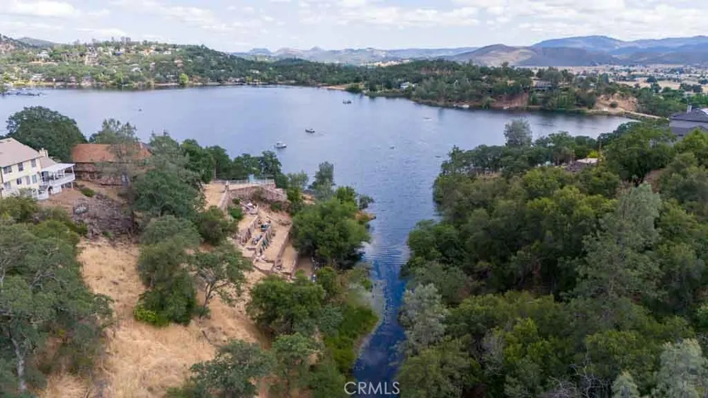 18337 North Shore Drive Hidden Valley Lake, CA 95467