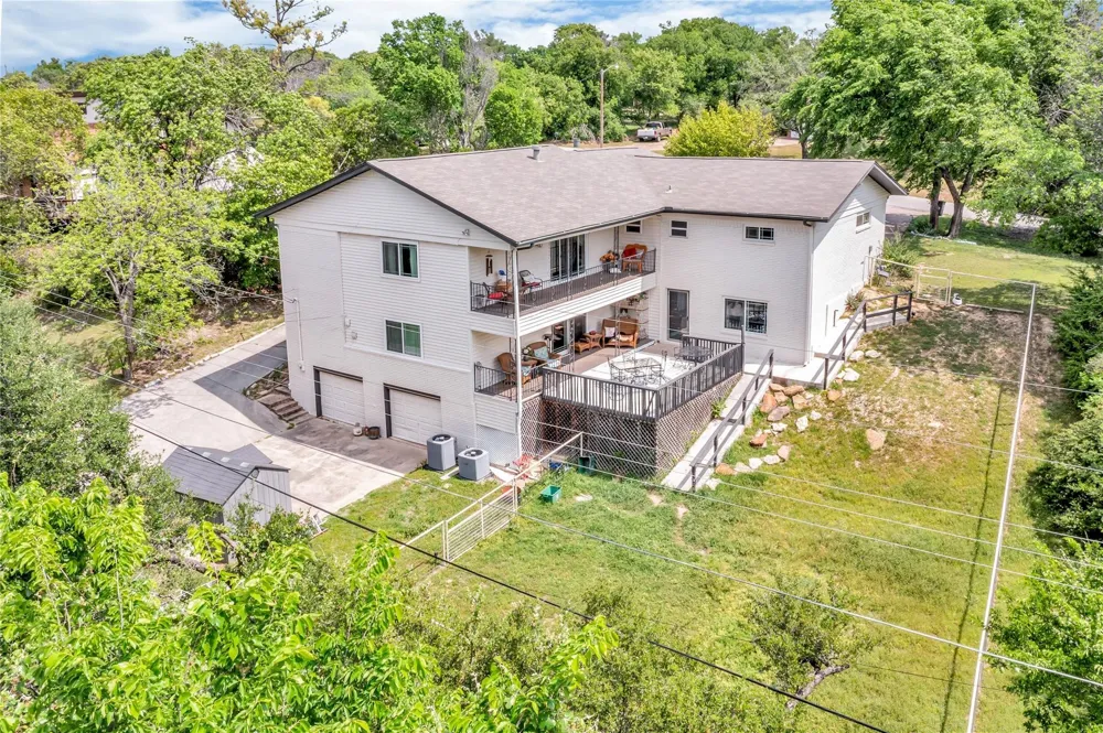 110 Vanshire Road W Lakeside, TX 76108