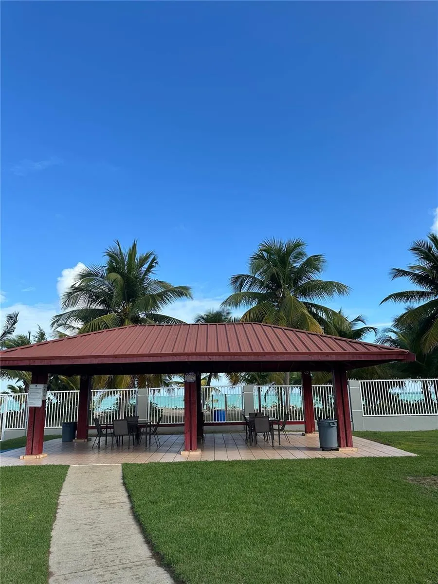 1502 OCEAN POINT #1 Loiza, PR 00772