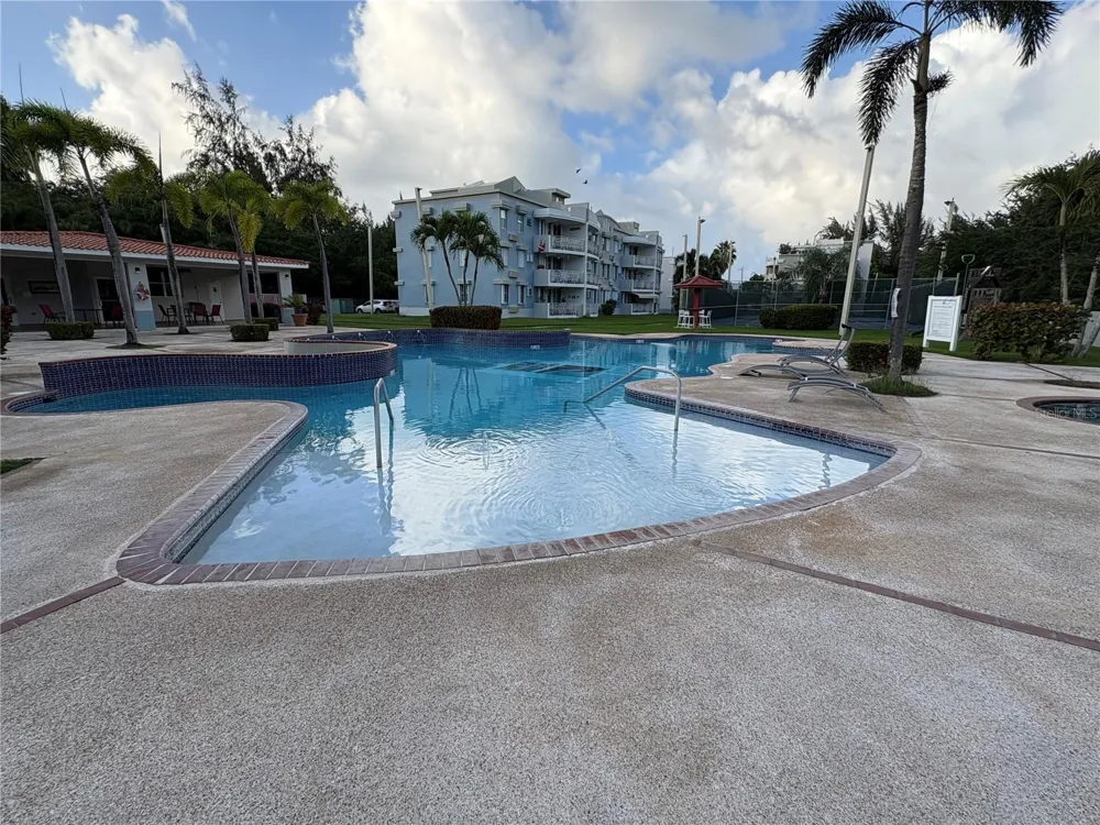 1502 OCEAN POINT #1 Loiza, PR 00772