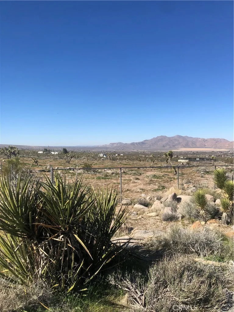 31875 Sapphire Road Lucerne Valley, CA 92356