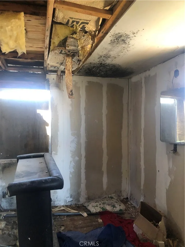 31875 Sapphire Road Lucerne Valley, CA 92356