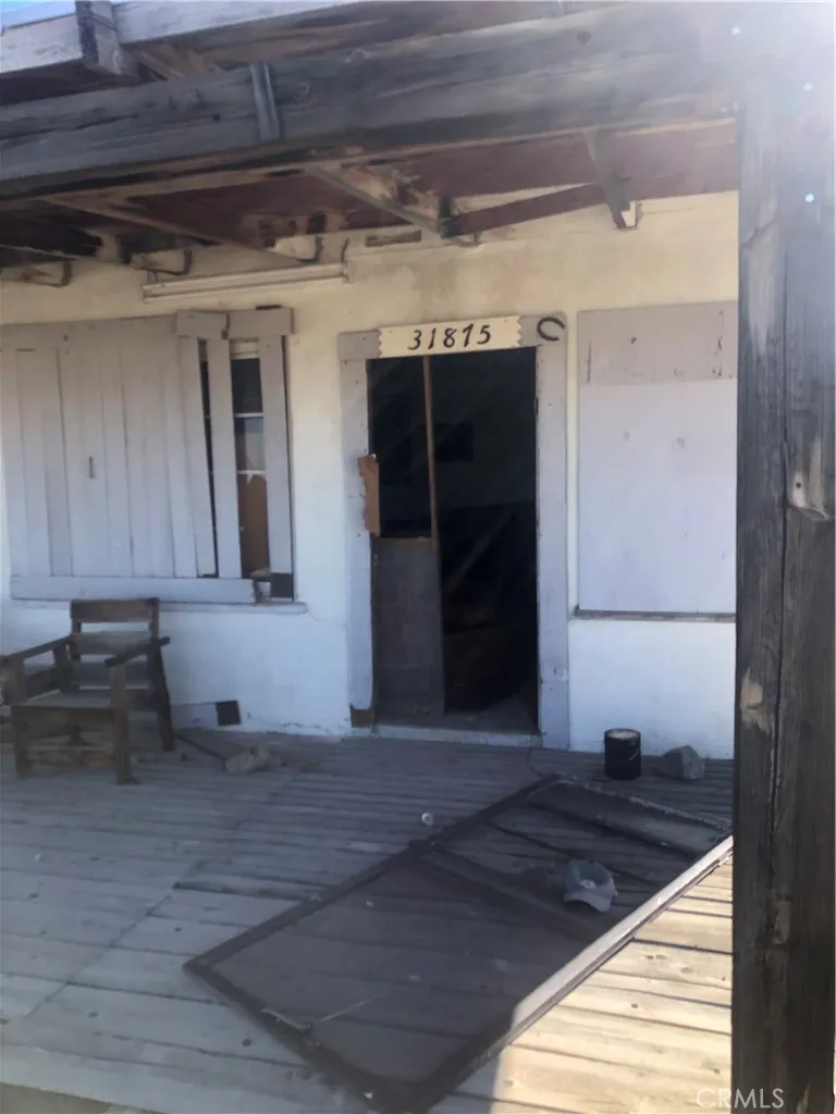 31875 Sapphire Road Lucerne Valley, CA 92356