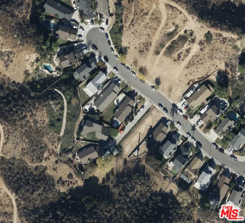 22908 White Pine Place Saugus, CA 91390