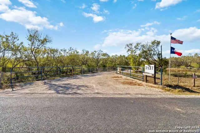 3137 County Road 5710