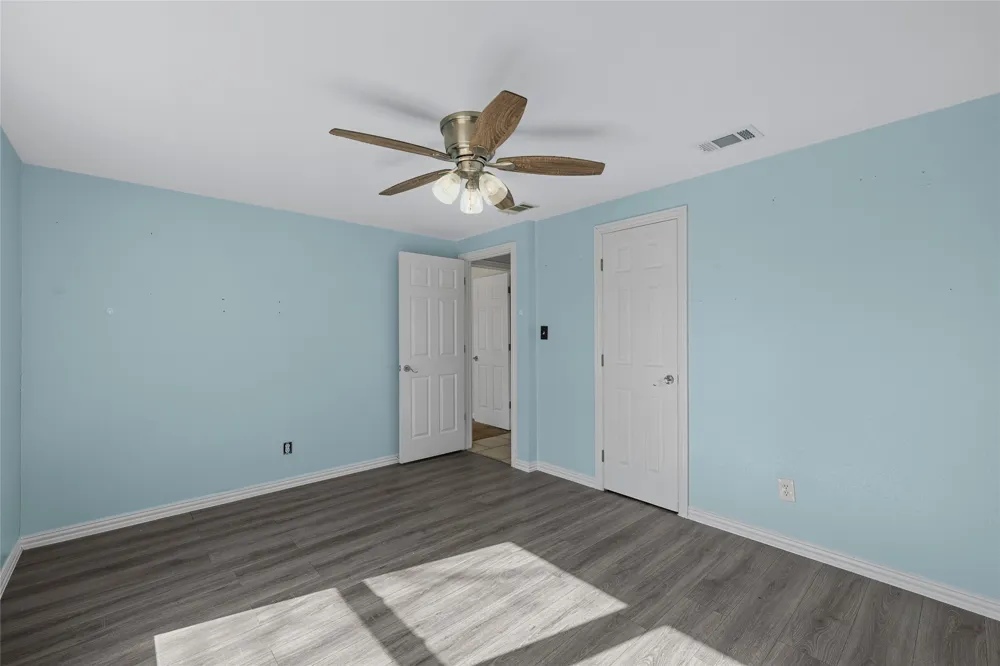 310 S 3rd Street Abbott, TX 76621