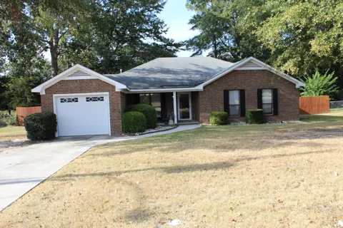1015 Country Place Drive