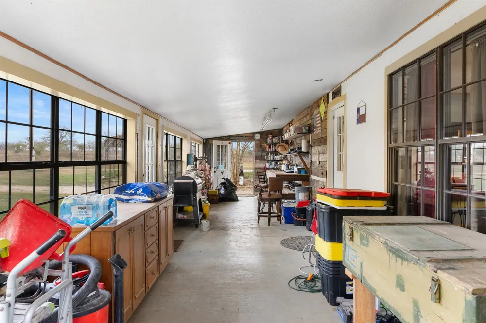 4025 County Road 284 Harwood, TX 78632