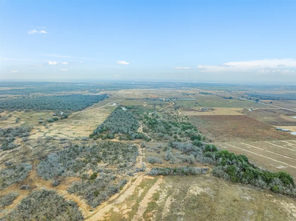 4025 County Road 284 Harwood, TX 78632