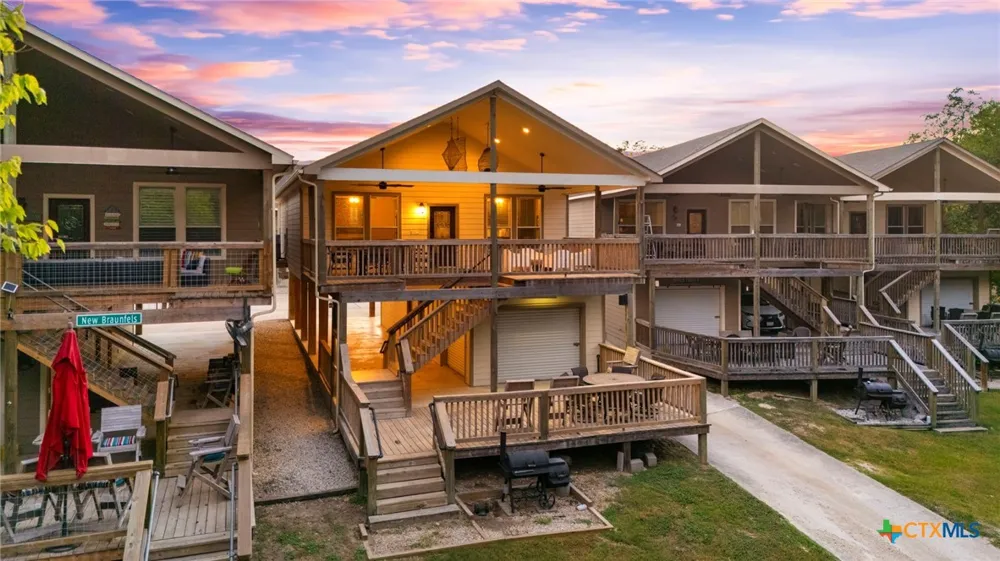 198 River Villas Court