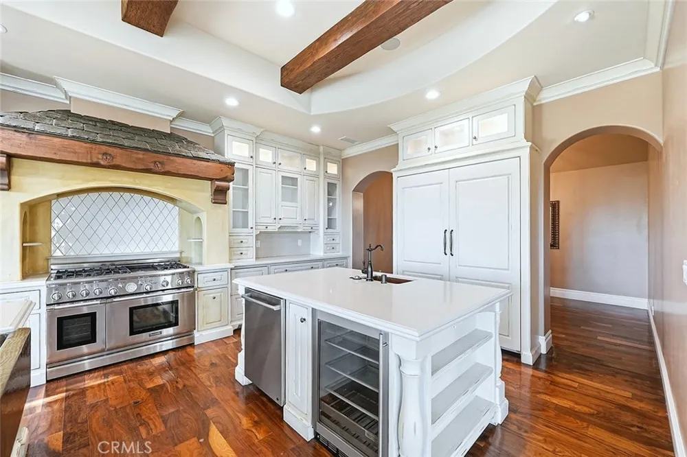 4430 Rosebank La Canada Flintridge, CA 91011