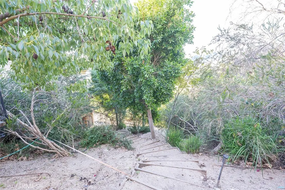 4430 Rosebank La Canada Flintridge, CA 91011