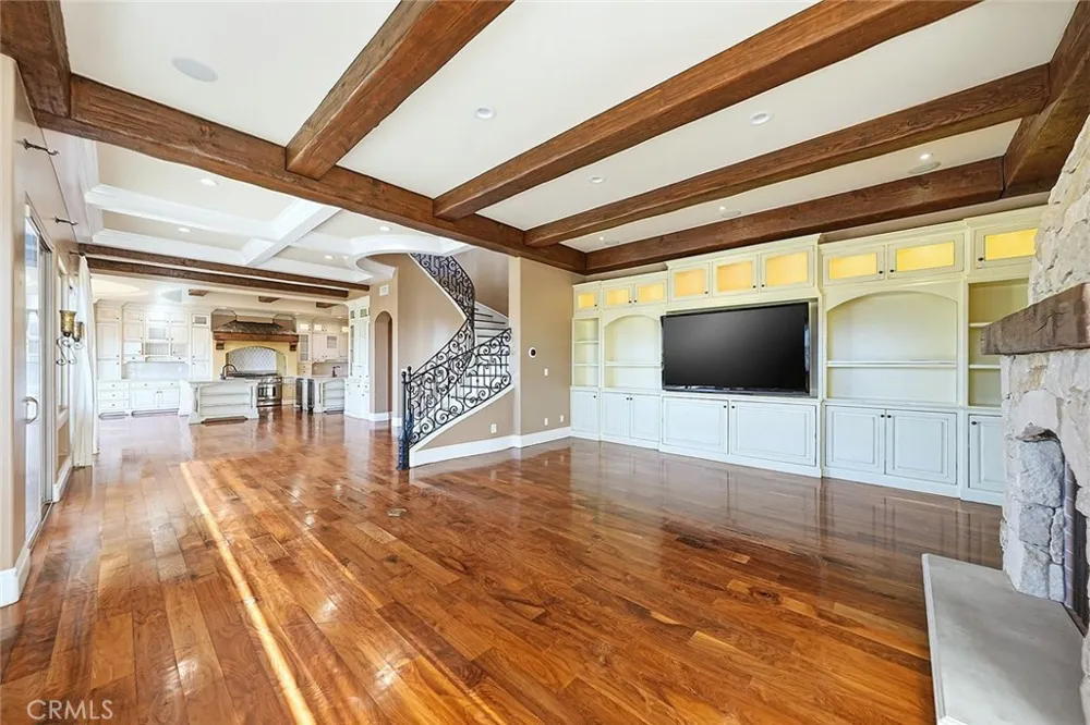 4430 Rosebank La Canada Flintridge, CA 91011
