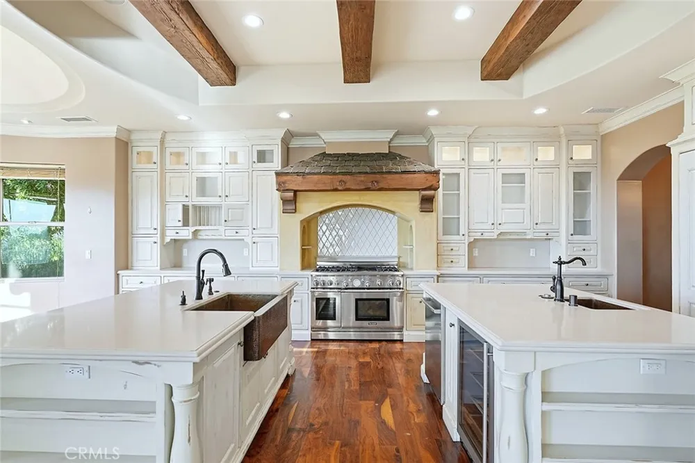 4430 Rosebank La Canada Flintridge, CA 91011