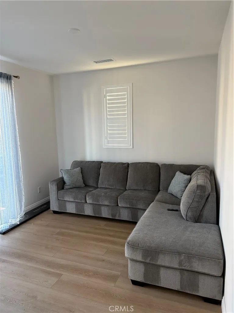 5644 Altamura Way Fontana, CA 92336