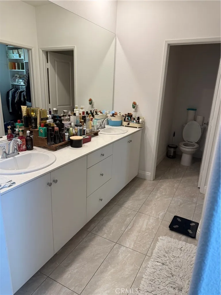 5644 Altamura Way Fontana, CA 92336