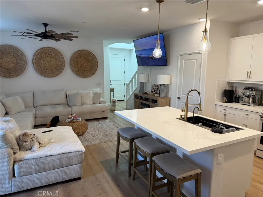 5644 Altamura Way Fontana, CA 92336