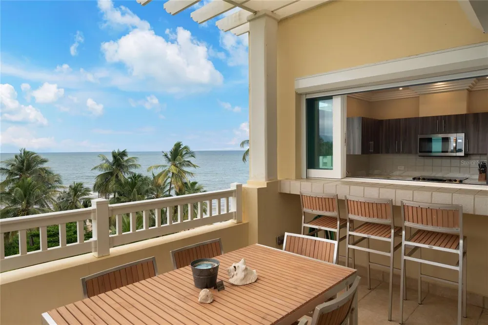 500 OCEAN DRIVE #553 Humacao, PR 00791