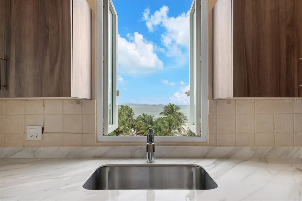 500 OCEAN DRIVE #553 Humacao, PR 00791
