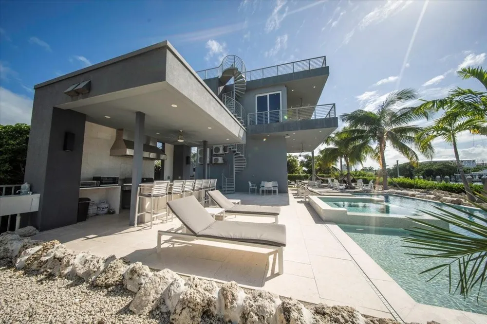 118 AVENUE E Marathon, FL 33050