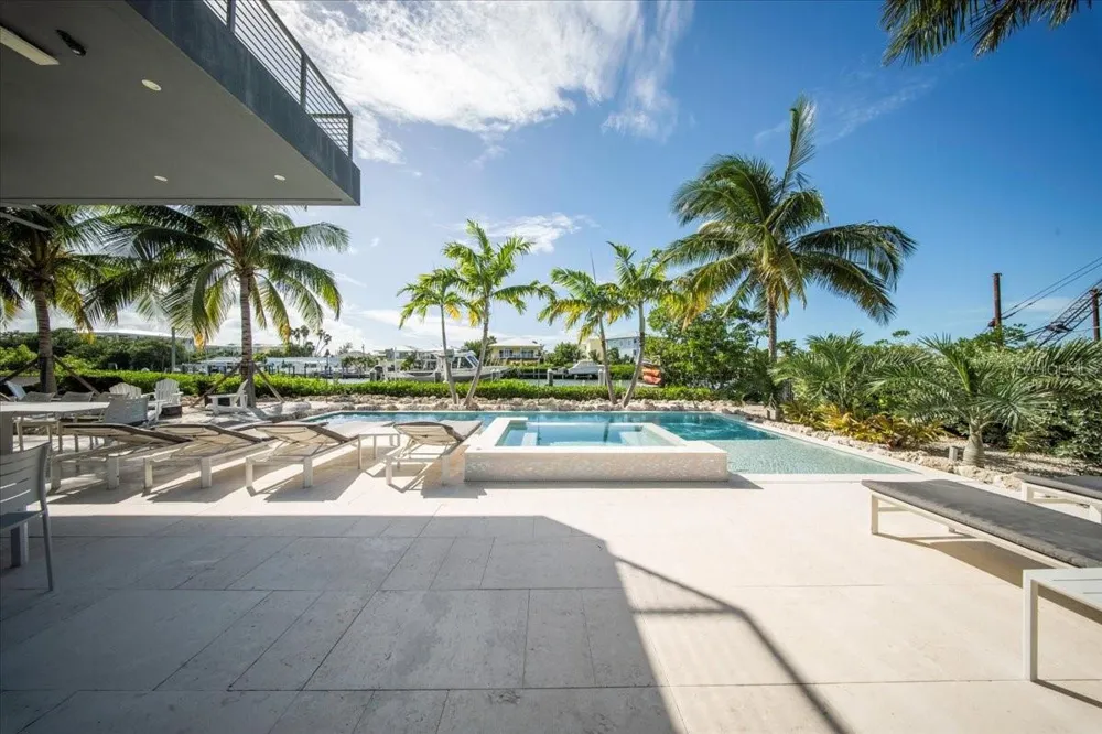 118 AVENUE E Marathon, FL 33050