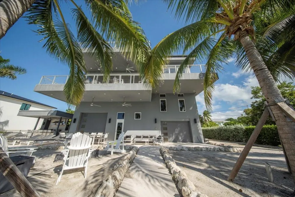 118 AVENUE E Marathon, FL 33050