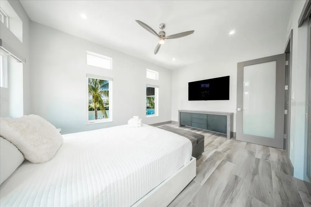 118 AVENUE E Marathon, FL 33050