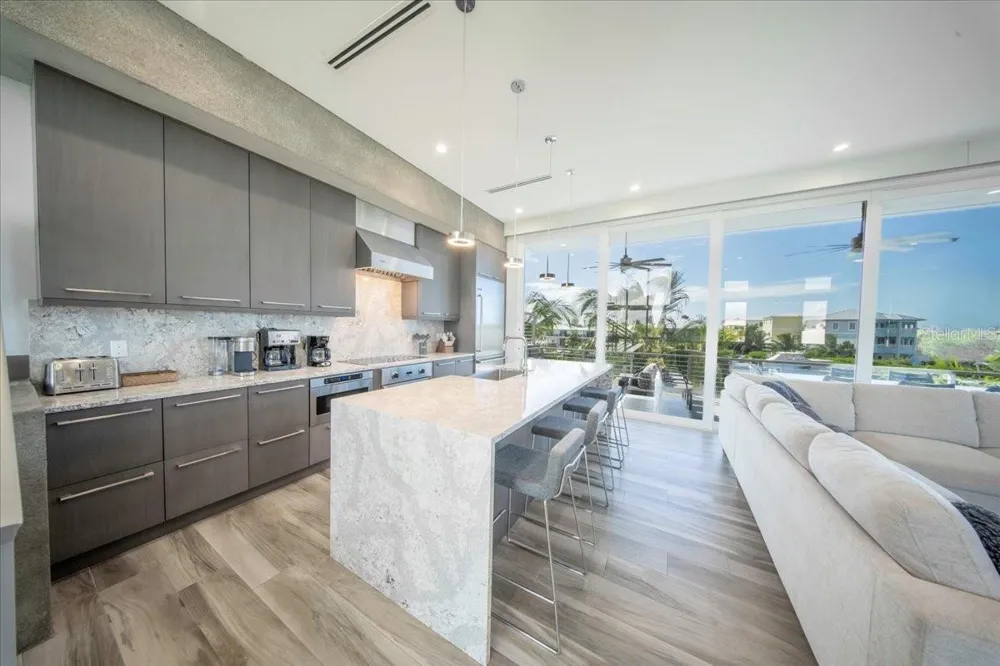 118 AVENUE E Marathon, FL 33050