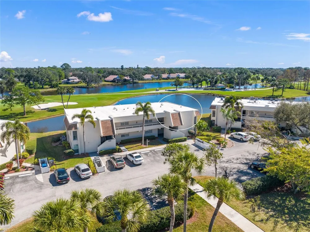 7193 W COUNTRY CLUB DRIVE #237 Sarasota, FL 34243
