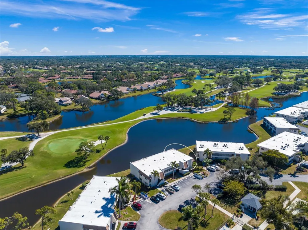 7193 W COUNTRY CLUB DRIVE #237 Sarasota, FL 34243