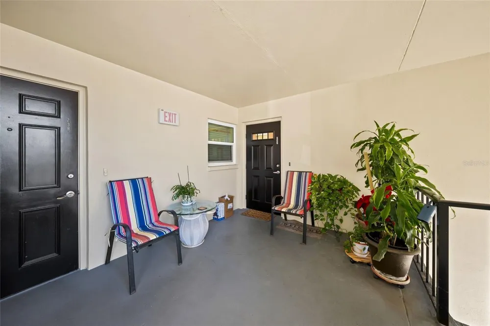 7193 W COUNTRY CLUB DRIVE #237 Sarasota, FL 34243