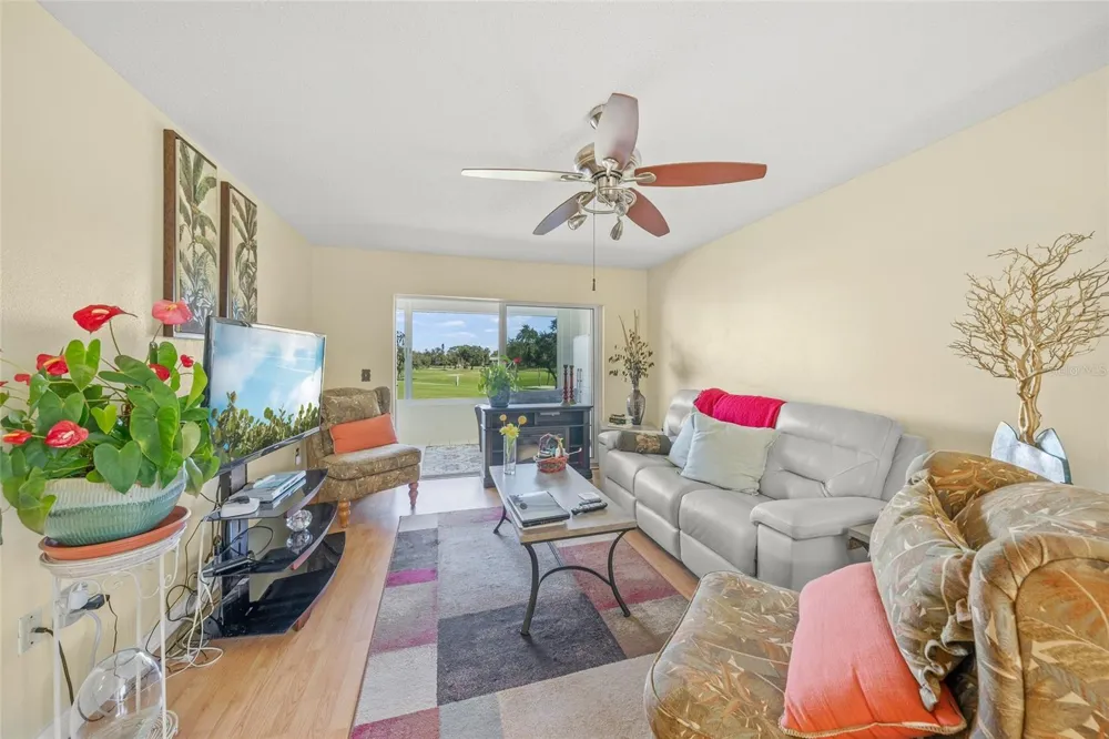 7193 W COUNTRY CLUB DRIVE #237 Sarasota, FL 34243