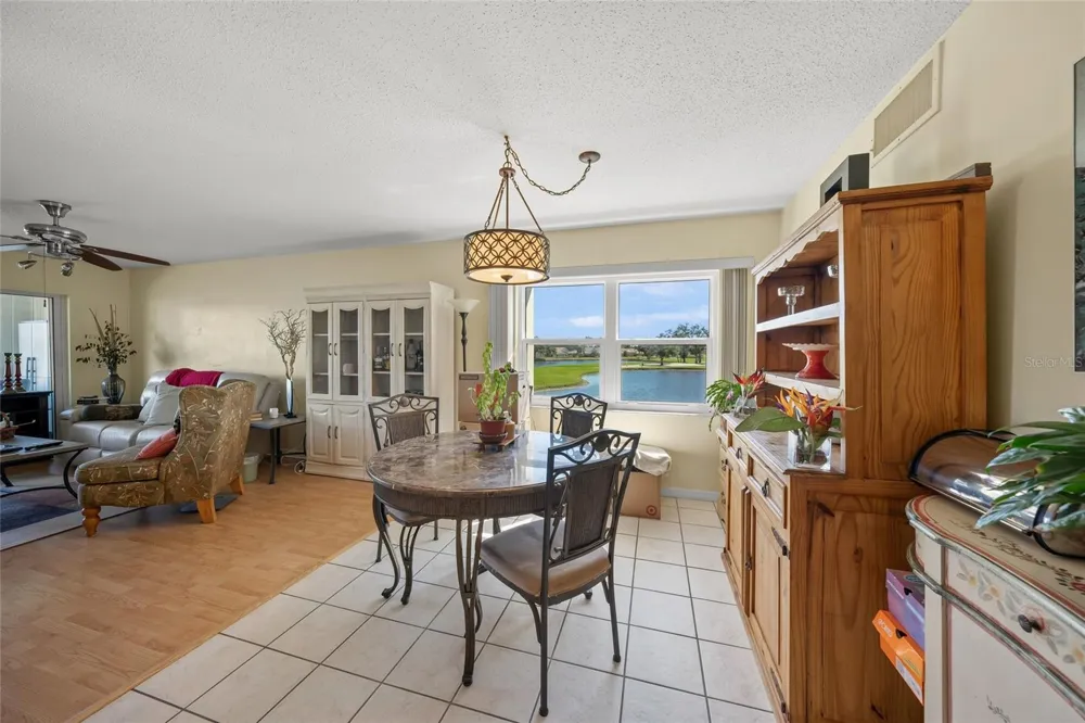 7193 W COUNTRY CLUB DRIVE #237 Sarasota, FL 34243
