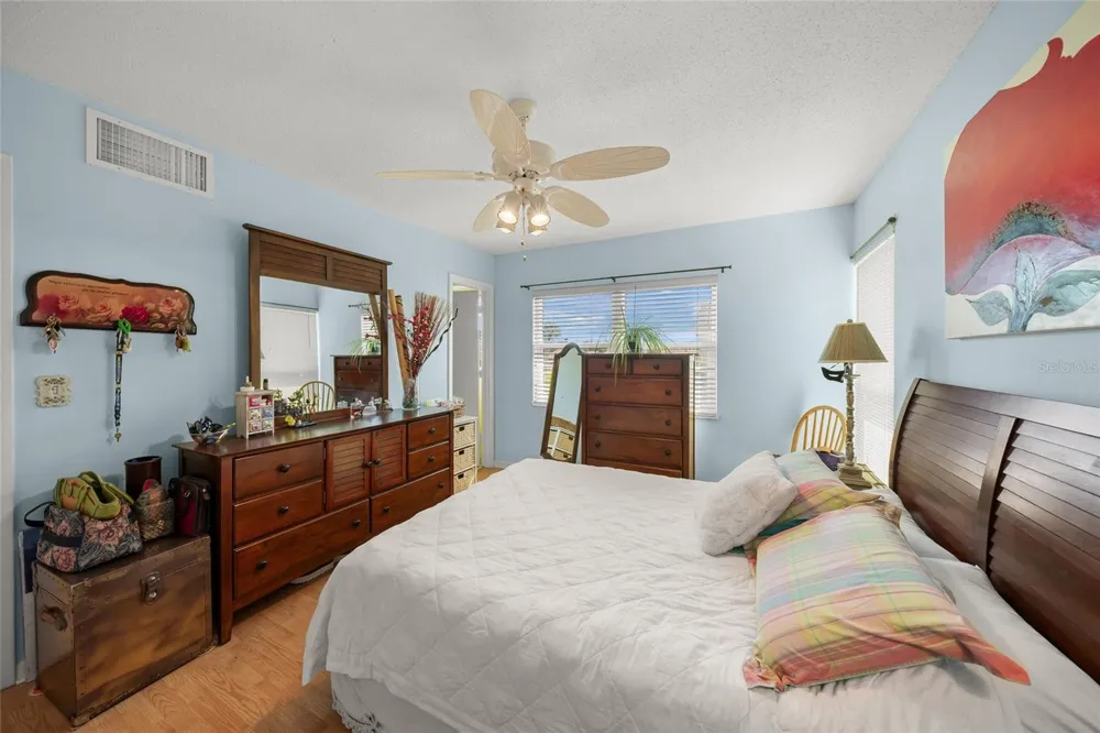 7193 W COUNTRY CLUB DRIVE #237 Sarasota, FL 34243