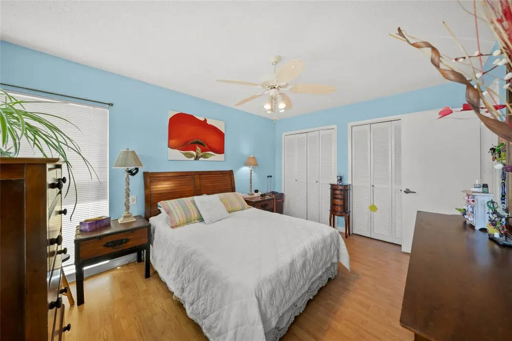 7193 W COUNTRY CLUB DRIVE #237 Sarasota, FL 34243