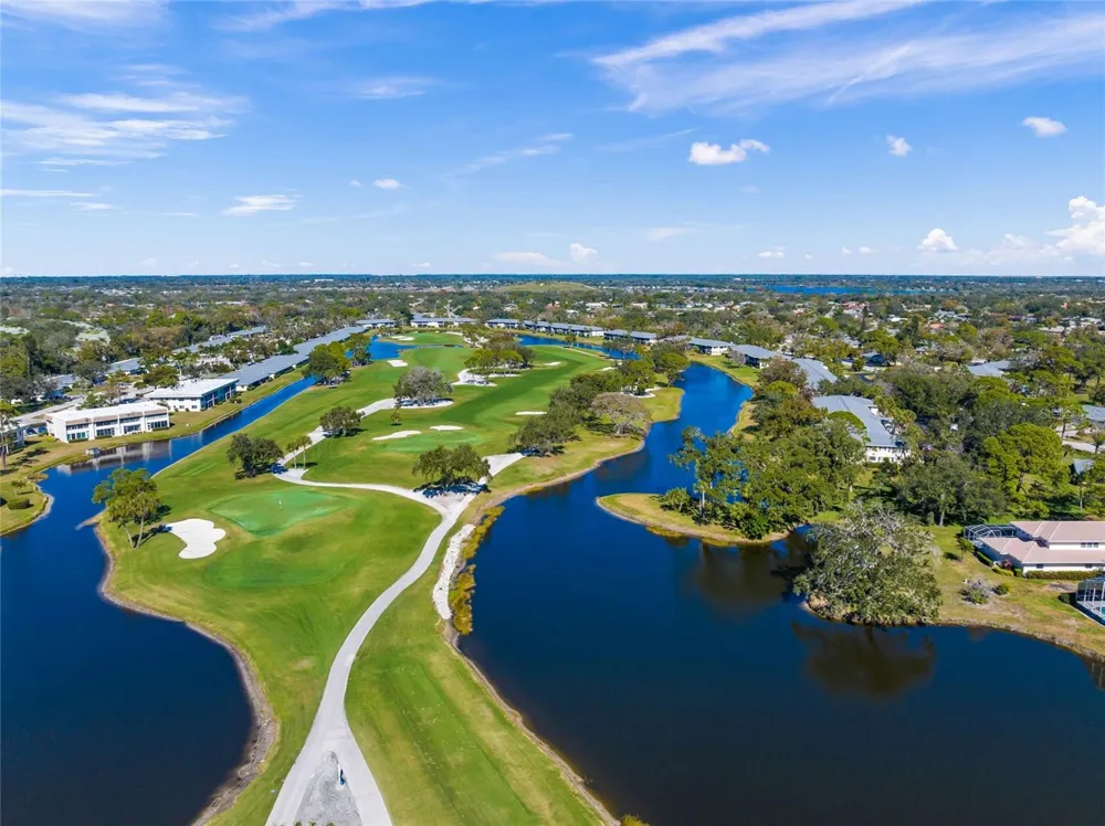 7193 W COUNTRY CLUB DRIVE #237 Sarasota, FL 34243