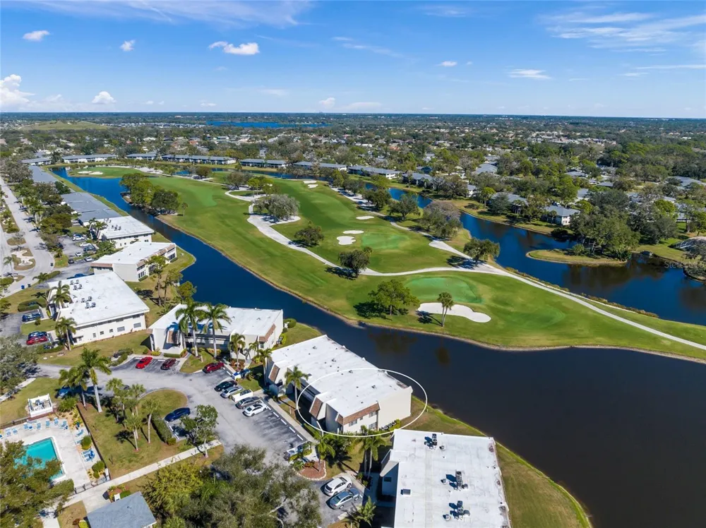 7193 W COUNTRY CLUB DRIVE #237 Sarasota, FL 34243