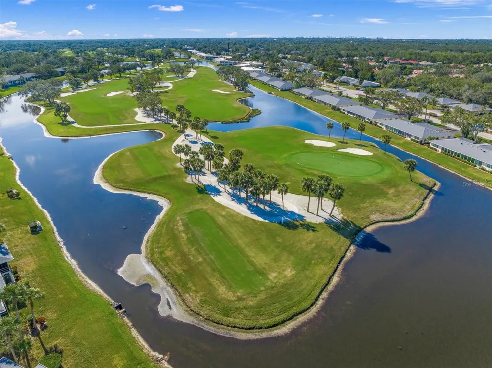 7193 W COUNTRY CLUB DRIVE #237 Sarasota, FL 34243